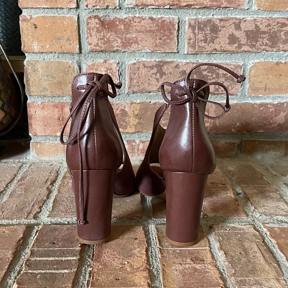 NEW Rachel Zoe Stephanie Peep Toe Sandals in Dark Rosewood - Picture 9 of 10